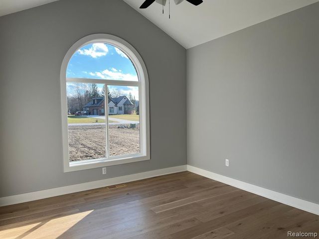 5873 Saratoga Drive, Oxford, MI 48371