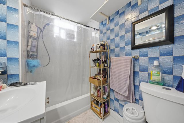2701 S Saint Louis Avenue, Chicago, IL 60623