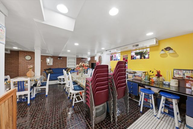 2701 S Saint Louis Avenue, Chicago, IL 60623