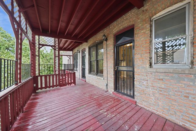 2701 S Saint Louis Avenue, Chicago, IL 60623