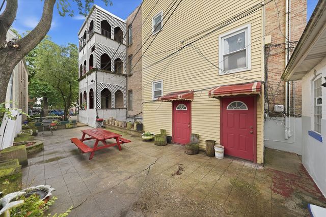 2701 S Saint Louis Avenue, Chicago, IL 60623