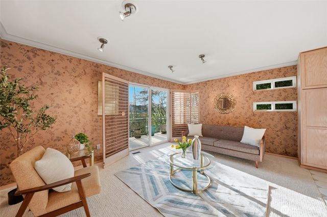 4525 47th Avenue S, Seattle, WA 98118