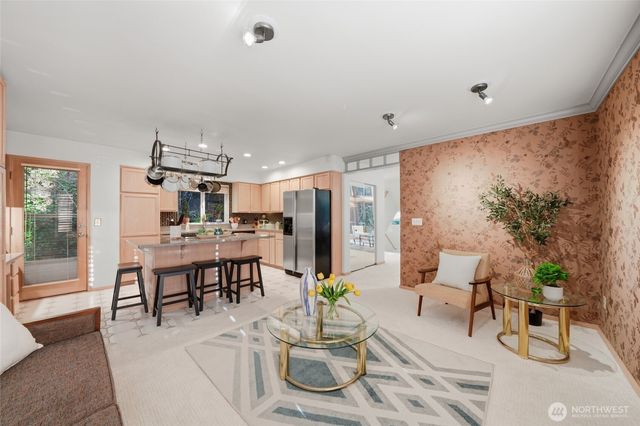 4525 47th Avenue S, Seattle, WA 98118