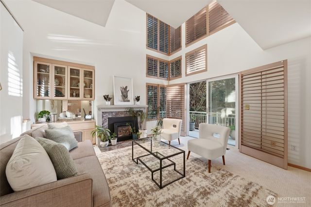 4525 47th Avenue S, Seattle, WA 98118