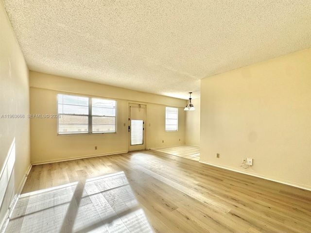 82 Dorset B 82 dorset B, Boca Raton, FL 33434