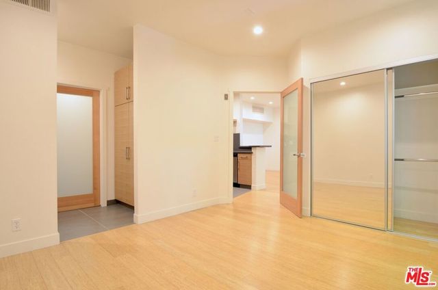 7917 Selma Avenue 327, Los Angeles, CA 90046