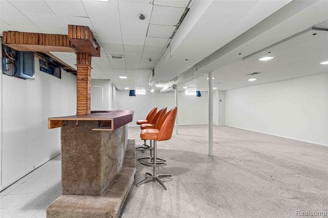 27704 Maplewood Street, Garden City, MI 48135