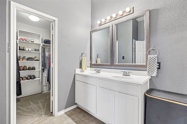 821 Austin Lane, Lavon, TX 75166
