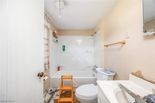 3590 Stanleyville Road, Whipple, OH 45788