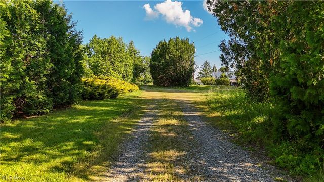 3590 Stanleyville Road, Whipple, OH 45788