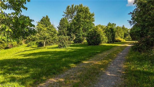 3590 Stanleyville Road, Whipple, OH 45788