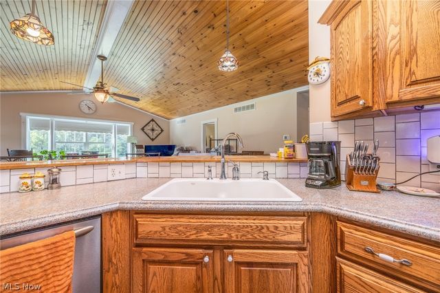 3590 Stanleyville Road, Whipple, OH 45788