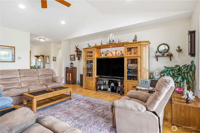 2700 Brown Road, Ferndale, WA 98248
