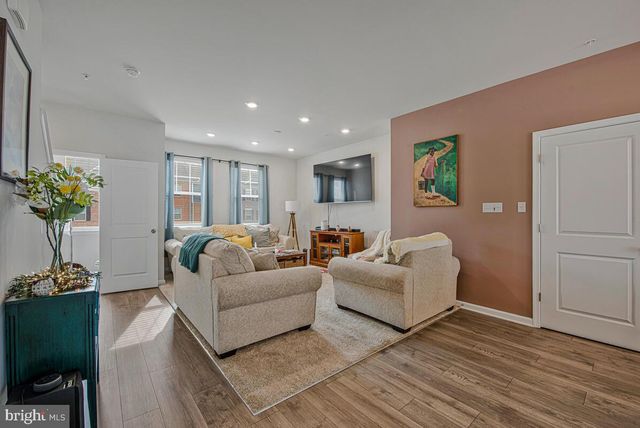 9608 FAGAN DR, Bowie, MD 20721