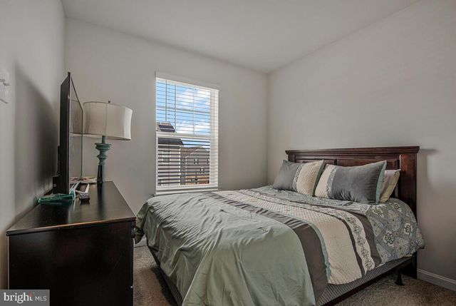 9608 FAGAN DR, Bowie, MD 20721