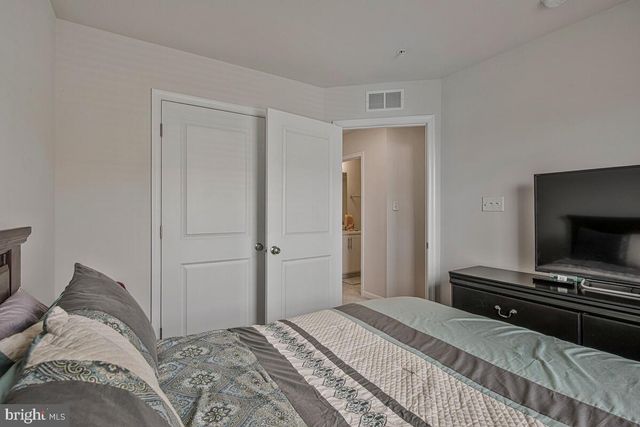 9608 FAGAN DR, Bowie, MD 20721