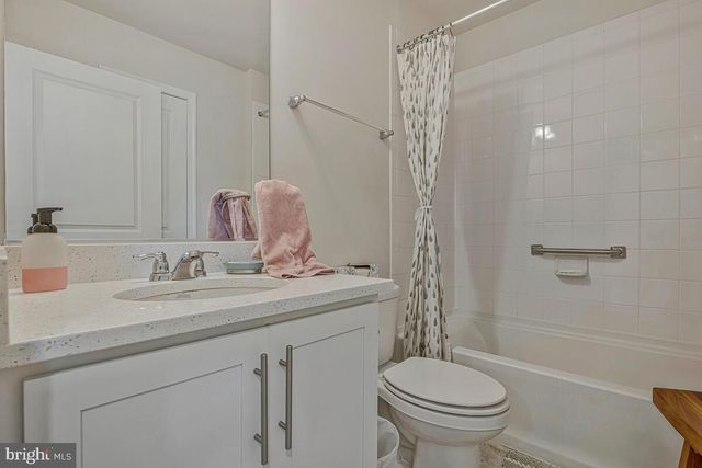 9608 FAGAN DR, Bowie, MD 20721