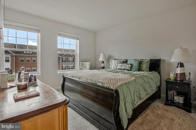 9608 FAGAN DR, Bowie, MD 20721