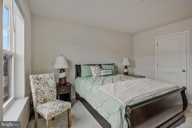 9608 FAGAN DR, Bowie, MD 20721