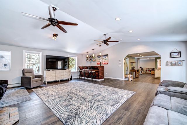 12 Shelly Drive, Pelham, NH 03076