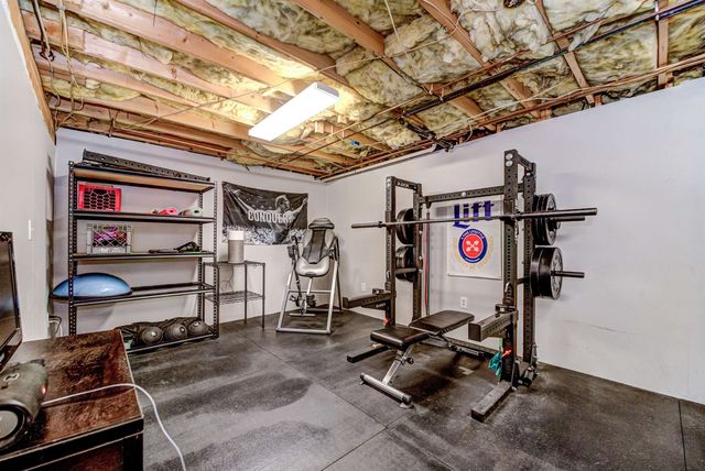 12 Shelly Drive, Pelham, NH 03076