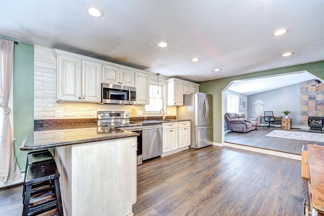 12 Shelly Drive, Pelham, NH 03076