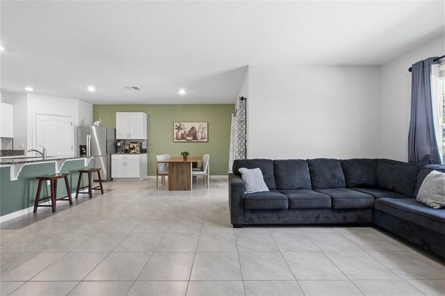 489 LADY GRACE PLACE, Deland, FL 32724