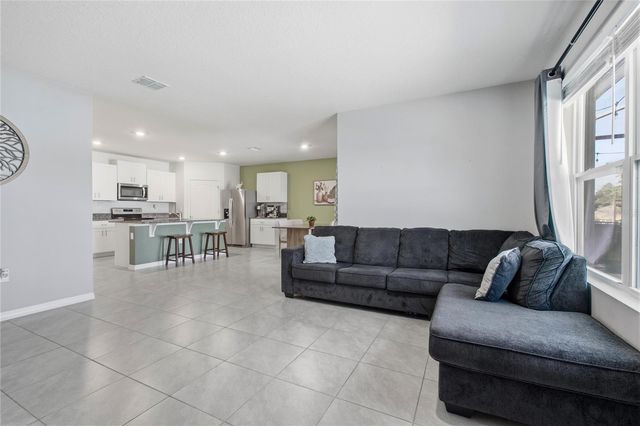 489 LADY GRACE PLACE, Deland, FL 32724
