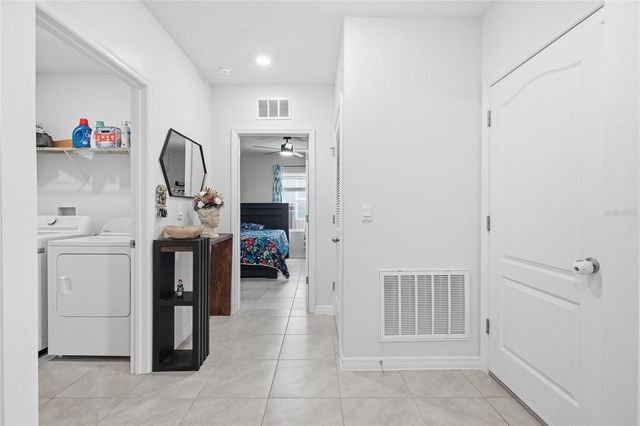 489 LADY GRACE PLACE, Deland, FL 32724