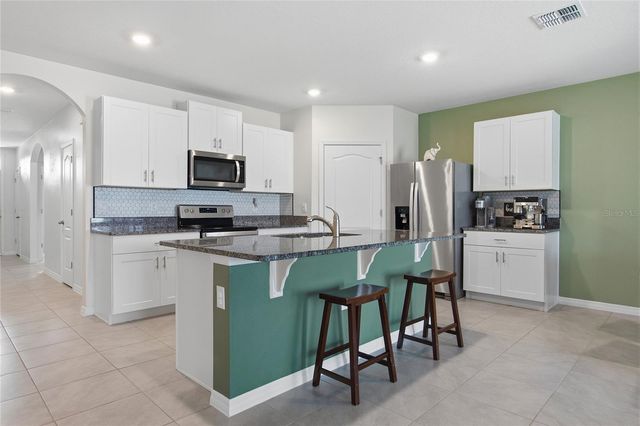489 LADY GRACE PLACE, Deland, FL 32724