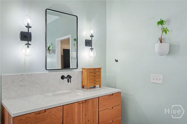 3 Settlers Point, Savannah, GA 31406