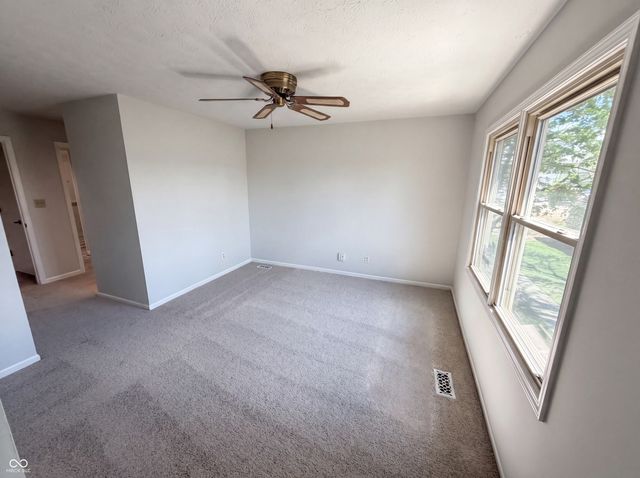 9463 Maple Way, Indianapolis, IN 46268