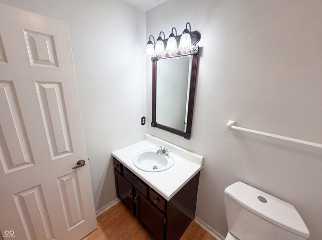 9463 Maple Way, Indianapolis, IN 46268