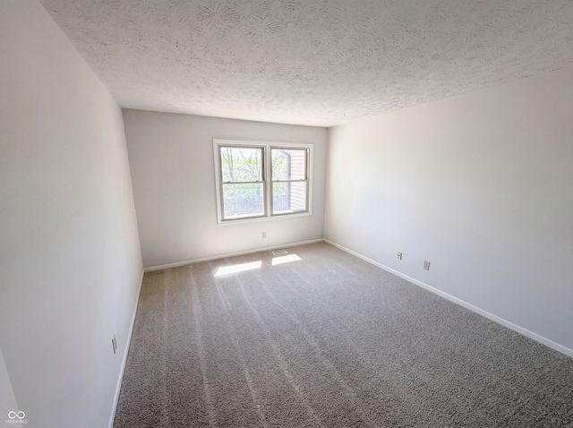 9463 Maple Way, Indianapolis, IN 46268