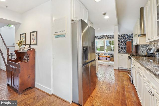 6425 4TH AVE, Takoma Park, MD 20912