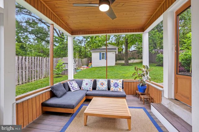 6425 4TH AVE, Takoma Park, MD 20912
