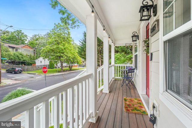 6425 4TH AVE, Takoma Park, MD 20912