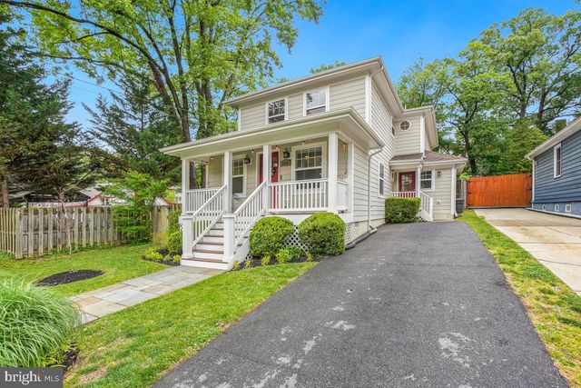 6425 4TH AVE, Takoma Park, MD 20912