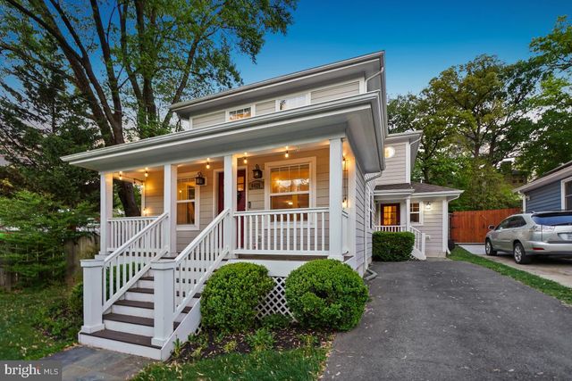 6425 4TH AVE, Takoma Park, MD 20912