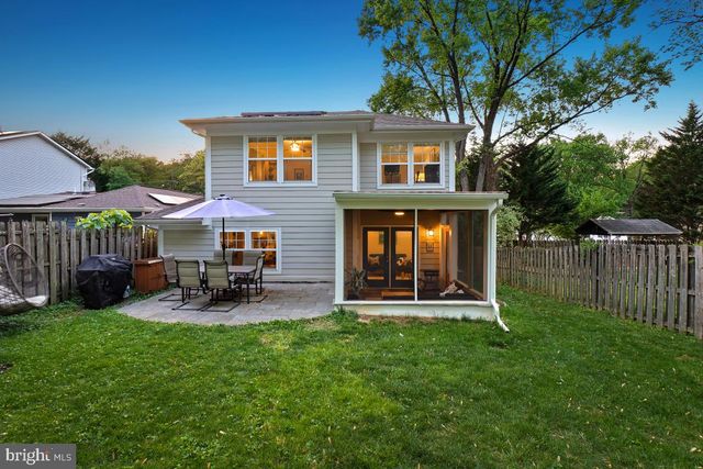 6425 4TH AVE, Takoma Park, MD 20912