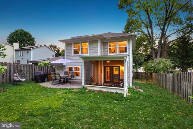 6425 4TH AVE, Takoma Park, MD 20912