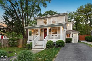 6425 4TH AVE, Takoma Park, MD 20912