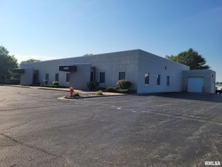 4400 44TH Avenue, Moline, IL 61265