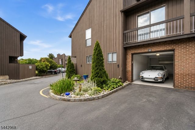 3144 Bloomingdale Dr, Hillsborough Twp., NJ 08844