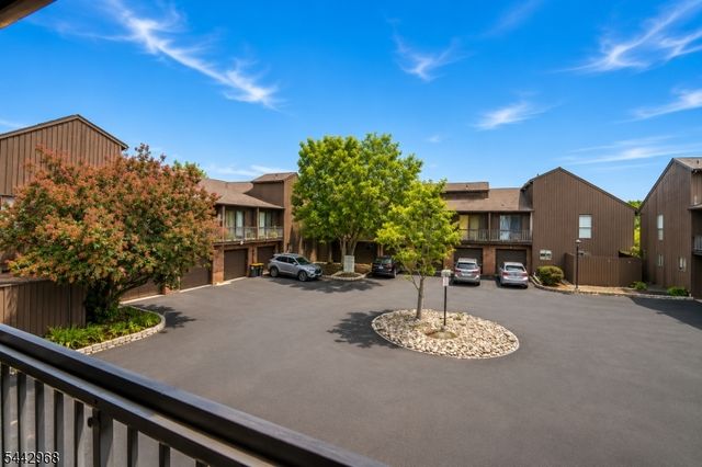 3144 Bloomingdale Dr, Hillsborough Twp., NJ 08844