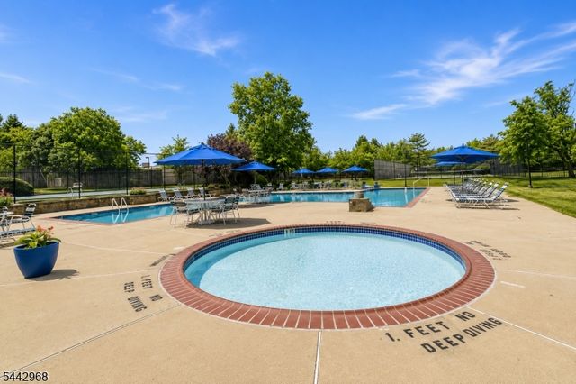 3144 Bloomingdale Dr, Hillsborough Twp., NJ 08844