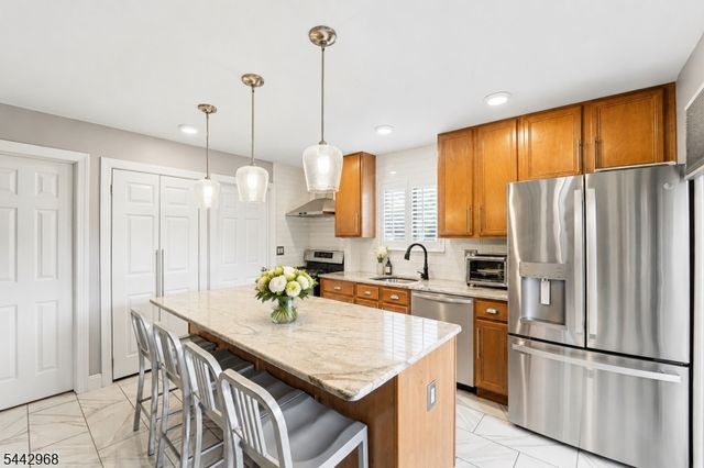3144 Bloomingdale Dr, Hillsborough Twp., NJ 08844