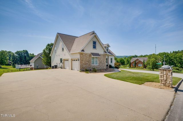 4001 Rick Slaughter Court, Kingsport, TN 37660