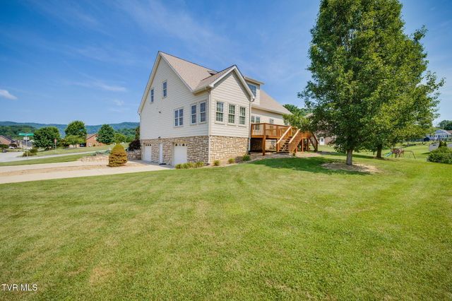 4001 Rick Slaughter Court, Kingsport, TN 37660
