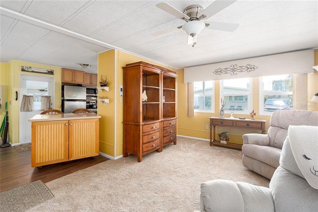 198 TANKEY DRIVE, Palmetto, FL 34221
